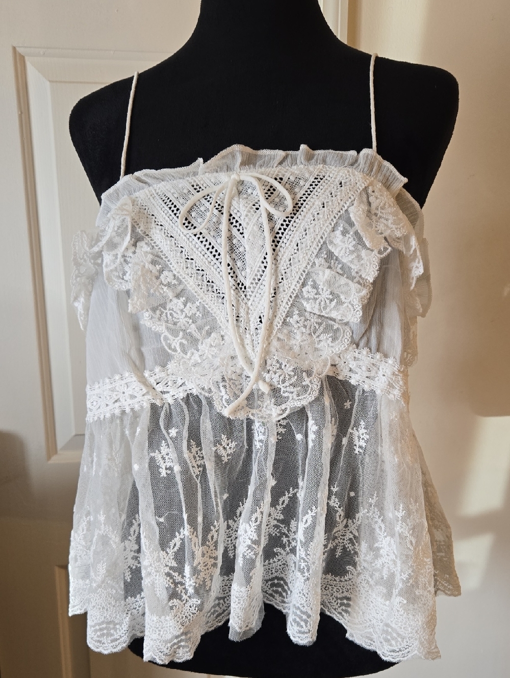 White Lace Embroidered Inset & Ruffled Camisole Top - Picture 2 of 7